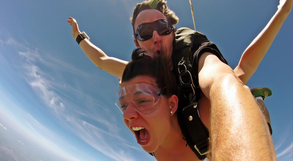 Selfie tandem skydiving